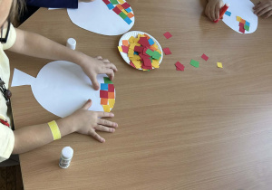 Uczniowie podczas zajęć