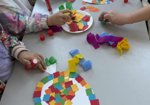 Uczniowie podczas zajęć