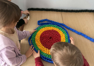 Uczniowie podczas zajęć