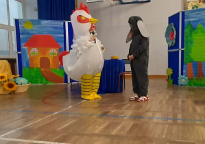 Program artystyczny uczniów klas starszych Spotkanie z Tuwimem.