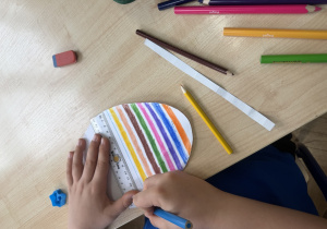 Przygotowywanie pracy plastycznej