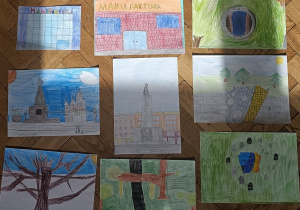 Na zdjęciu widoczne są prace plastyczne dzieci z klasy 2a przedstawiające miejsca ze szkolnej wycieczki po Łodzi. Prace zostały wykonane kredkami.