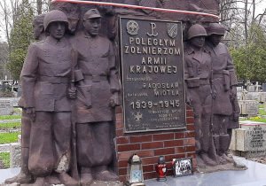 Pomnik Poległych Żołnierzy Armii Krajowej.