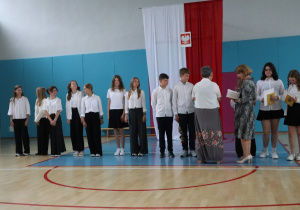 Wyróżnieni uczniowie z klasy 6b