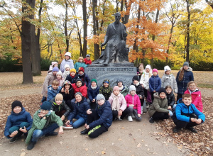 Uczniowie klasy 3a i 3b na wycieczce w Warszawie