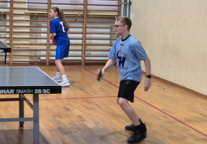 Reprezentant SP 71 podczas gry pojedynczej.