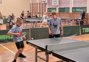 Reprezentanci SP 71 podczas gry podwójnej.