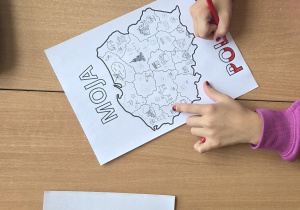 Uczniowie podczas zajęć