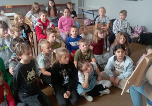 Uczniowie podczas zajęć