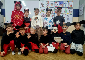 Klasa 2c w Dniu Myszki Miki