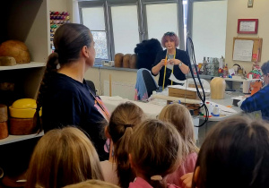 2c w pracowni krawieckiej