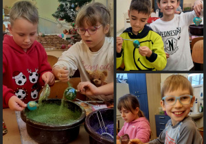 Dzieci z klasy 2c dekorują bombki