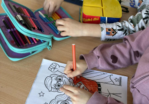 Uczniowie podczas zajęć